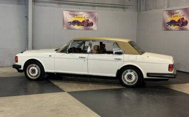 Rolls-royce-Silver-spur-1987-White-Beige