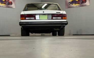 Rolls-royce-Silver-spur-1987-White-Beige-41