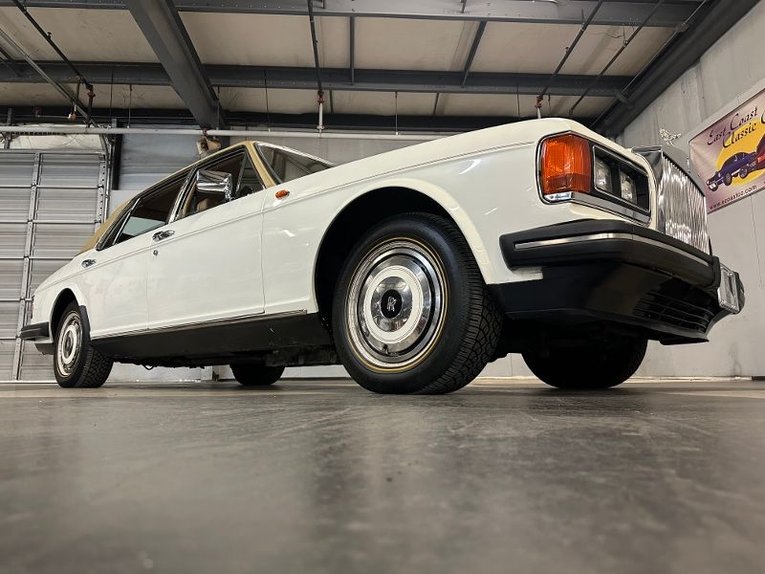 Rolls-royce-Silver-spur-1987-White-Beige-6