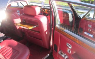 Rolls-royce-Silver-spur-1988-Black-3