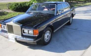 Rolls-royce-Silver-spur-1988-Black-4