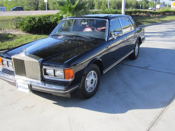 Rolls-royce-Silver-spur-1988-Black-4