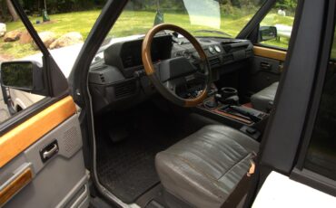 Rover-1988-White-Gray-9