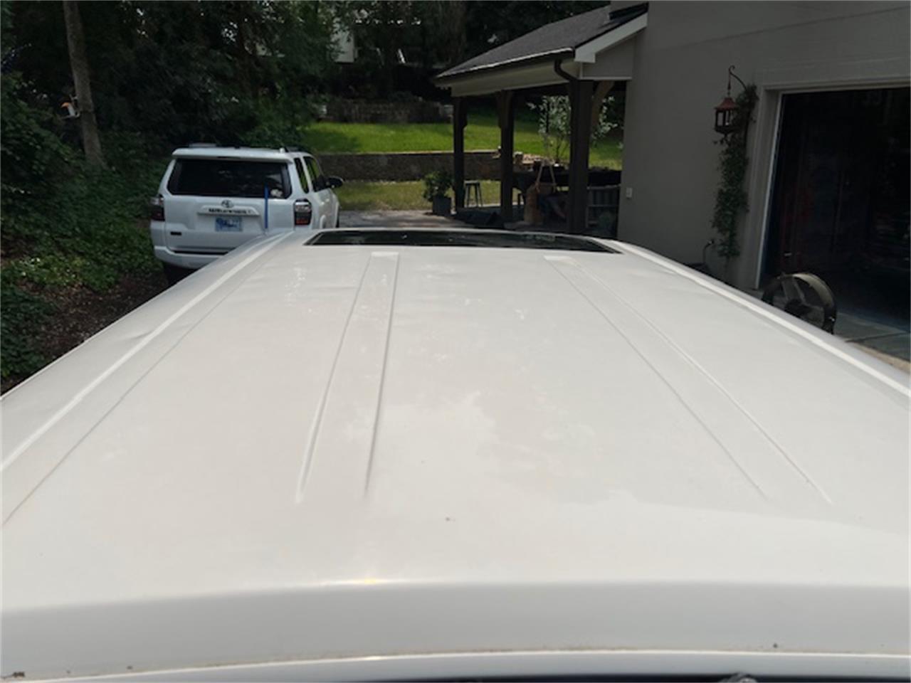 Rover-Country-1995-White-Tan-3