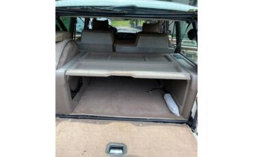 Rover-Country-1995-White-Tan-7