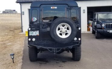 Rover-Defender-110-diesel-1984-black-12