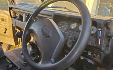 Rover-Defender-110-diesel-1984-black-3
