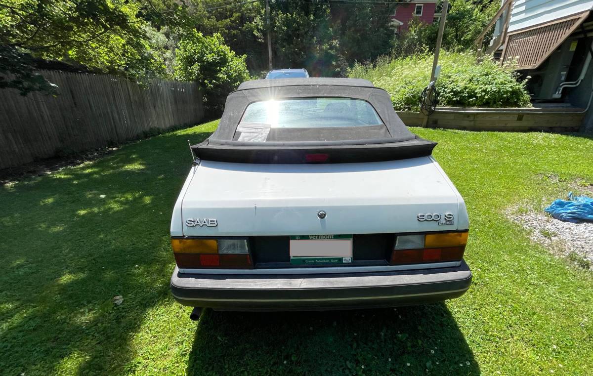Saab-900-s-1992-white-2