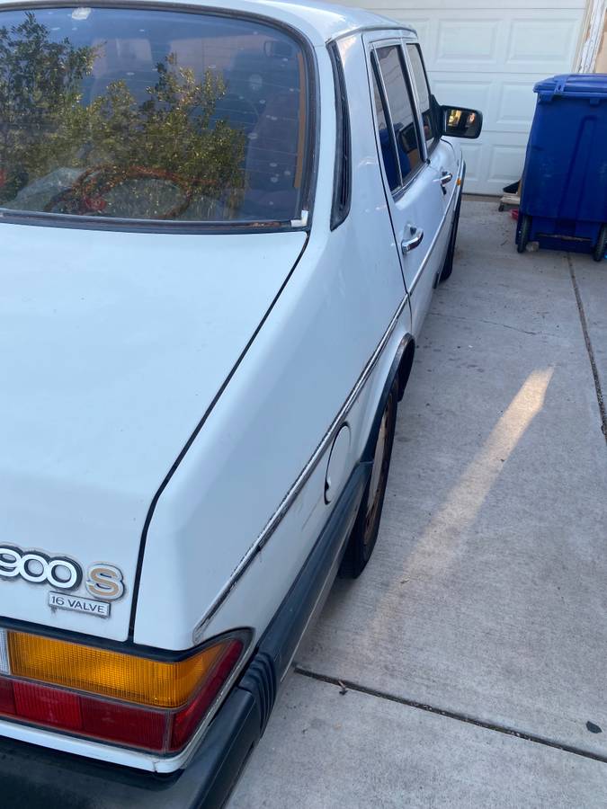 Saab-900s-1989-white-3