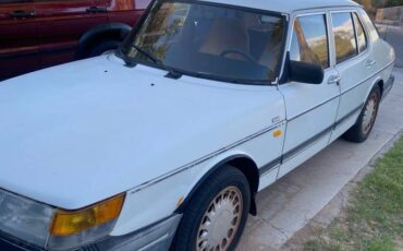 Saab-900s-1989-white