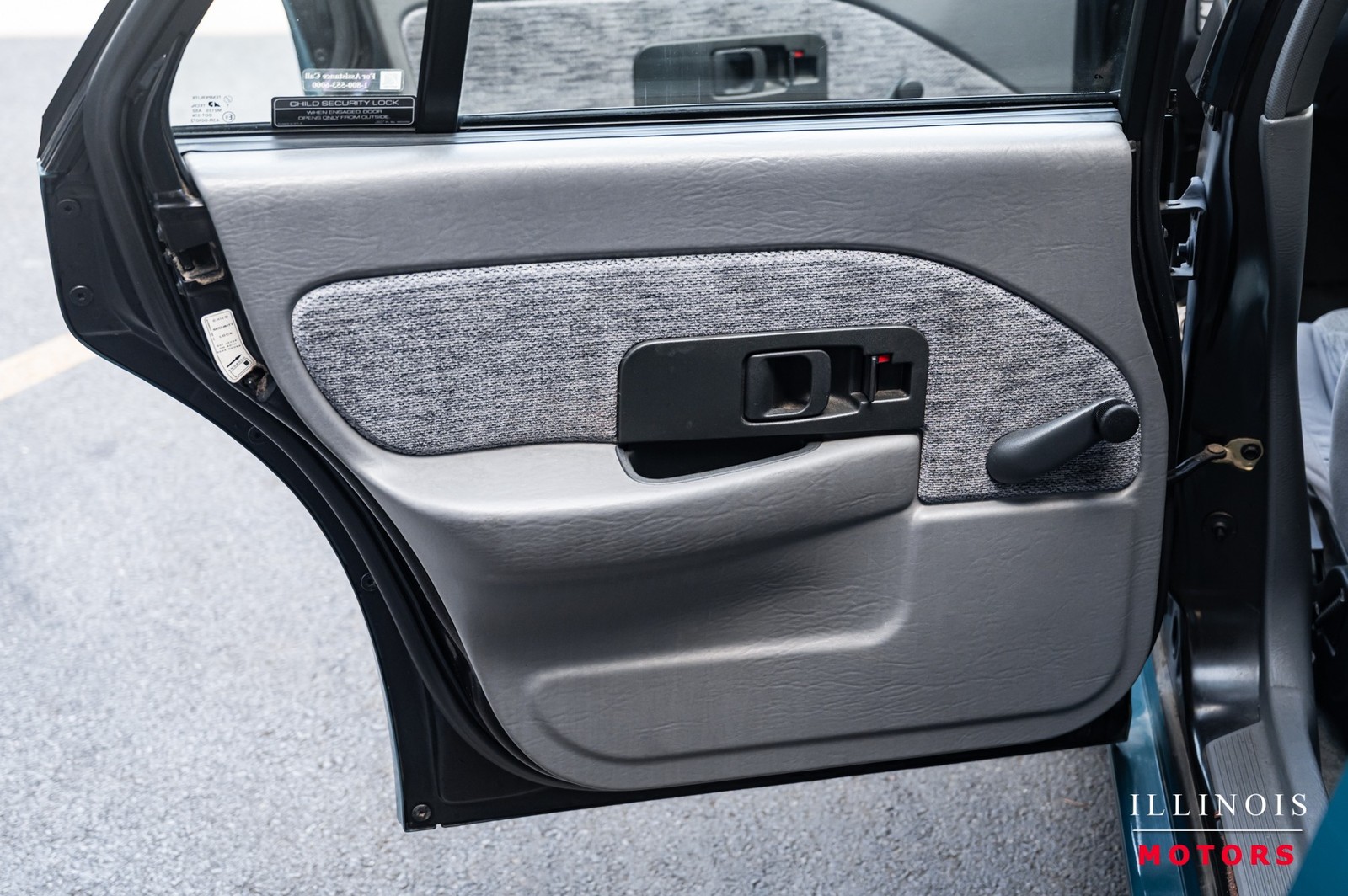 Saturn-S-Series-1994-Sedan-25