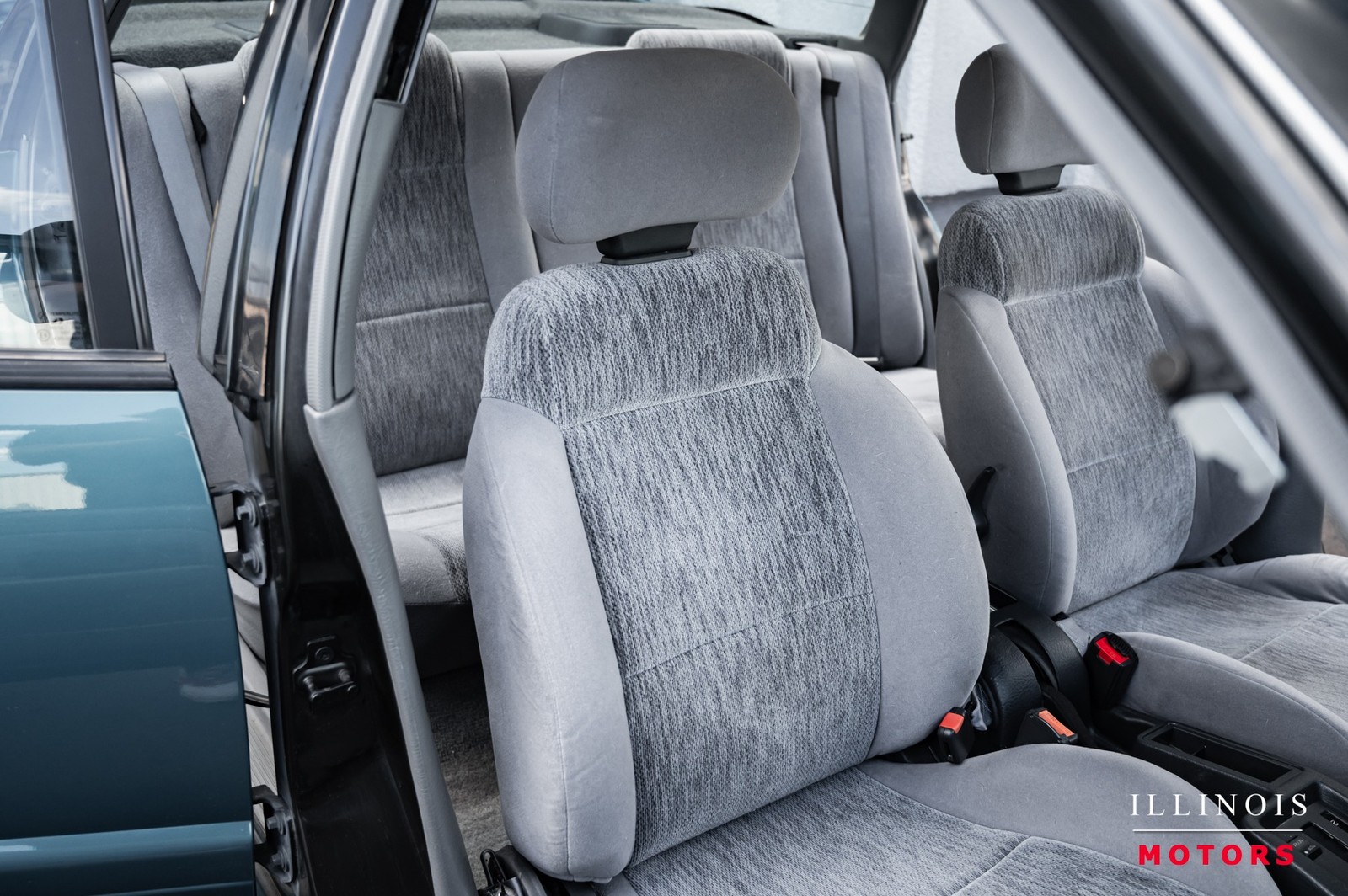 Saturn-S-Series-1994-Sedan-33