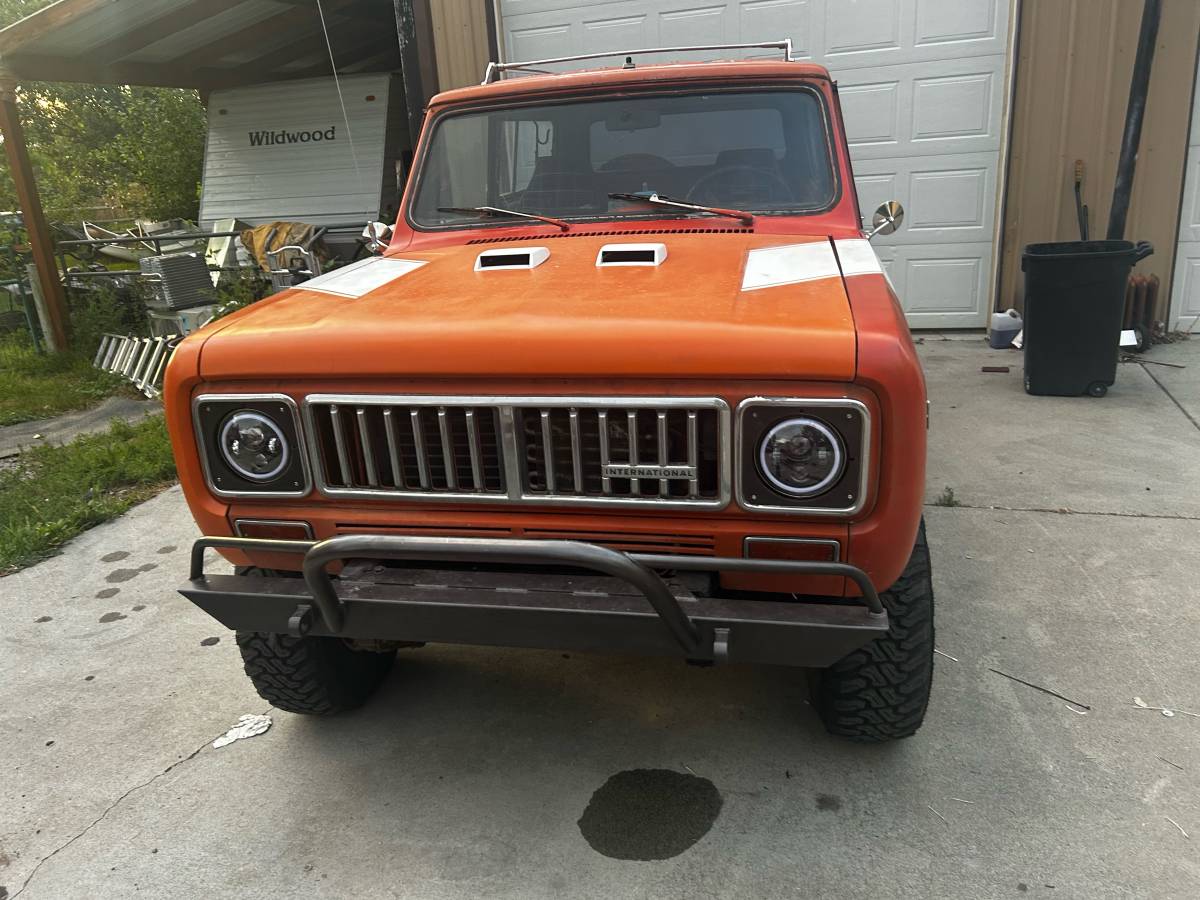 Scout-2-1979-custom-1