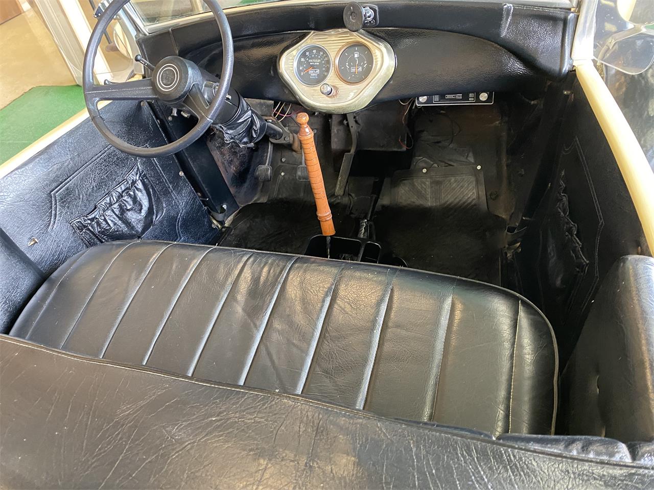 Shay-Roadster-1980-TAN-BLACK-10