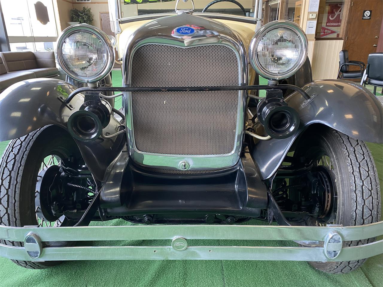 Shay-Roadster-1980-TAN-BLACK-9