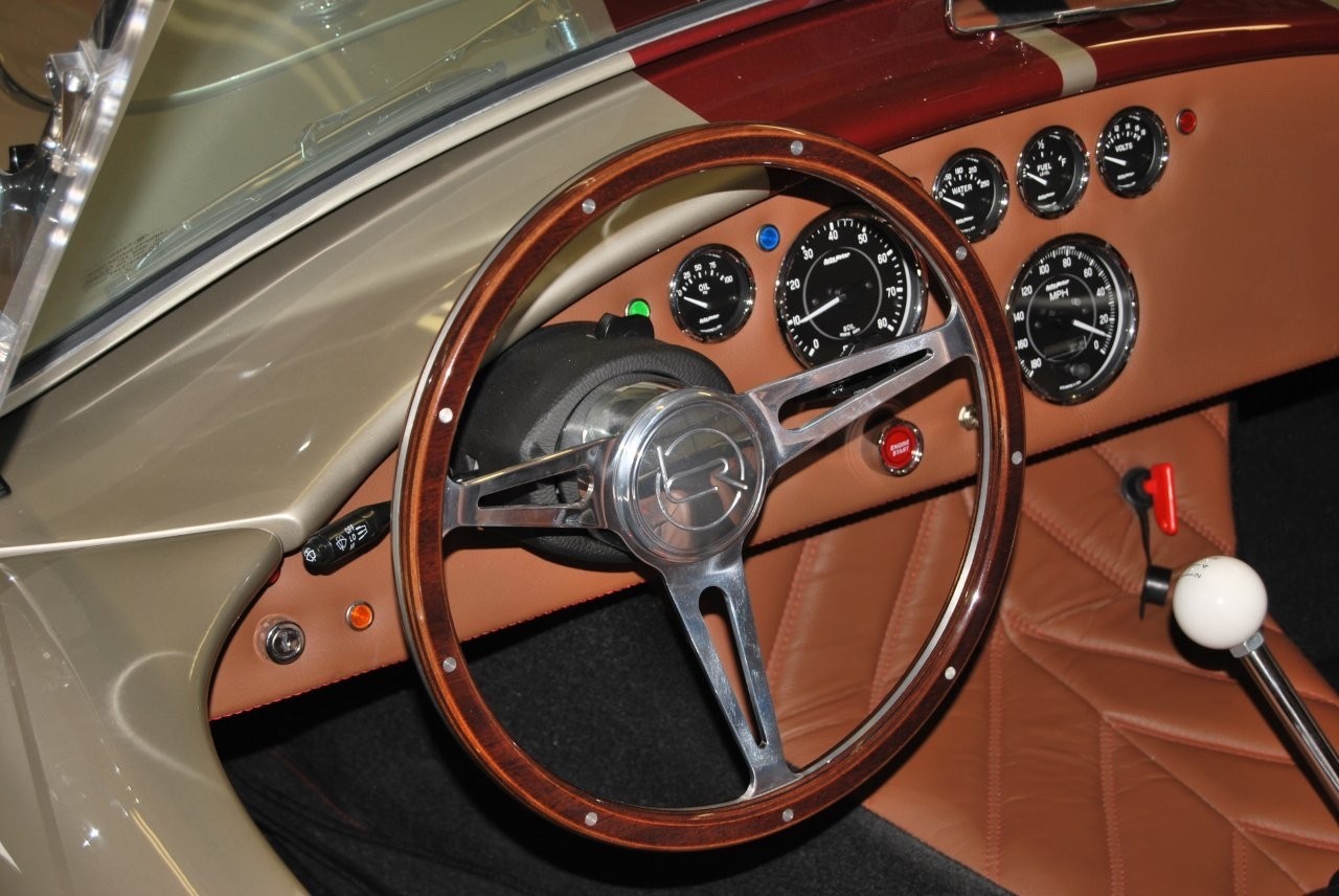 Shelby-Cobra-1965-Convertible-21