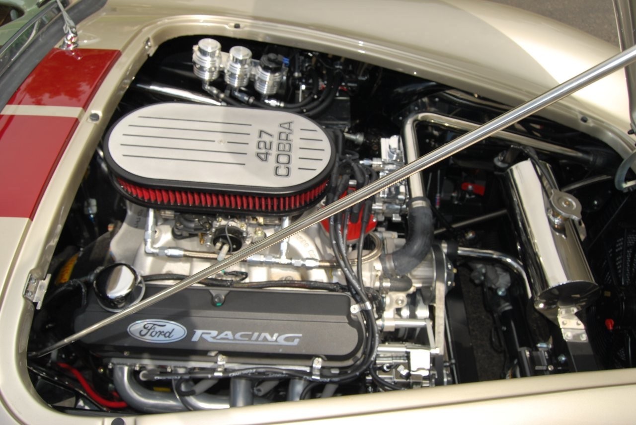 Shelby-Cobra-1965-Convertible-25