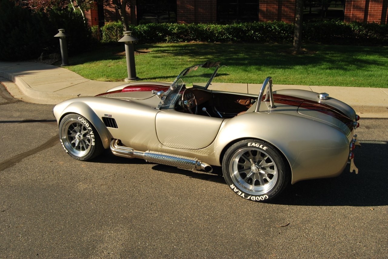 Shelby-Cobra-1965-Convertible-3