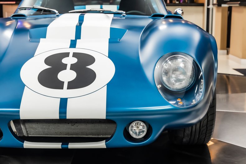 Shelby-Daytona-1965-Blue-Black-2