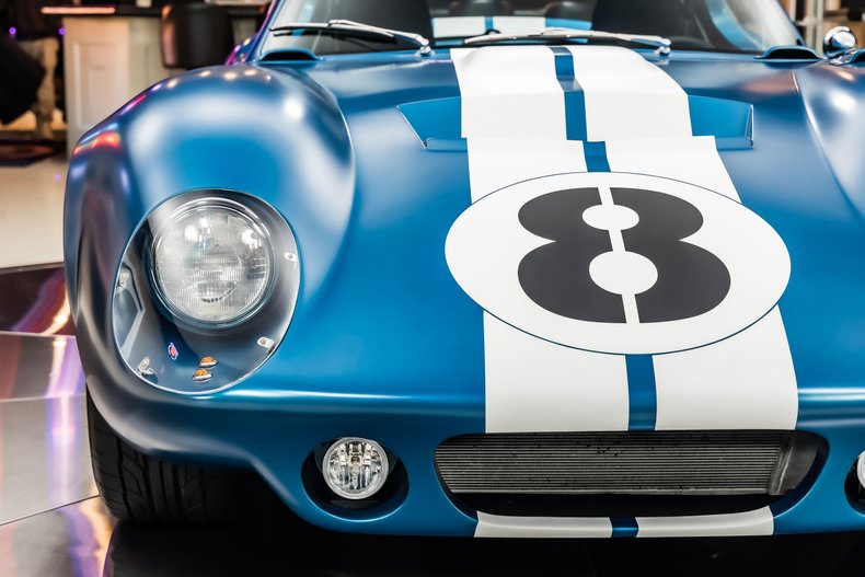 Shelby-Daytona-1965-Blue-Black-26