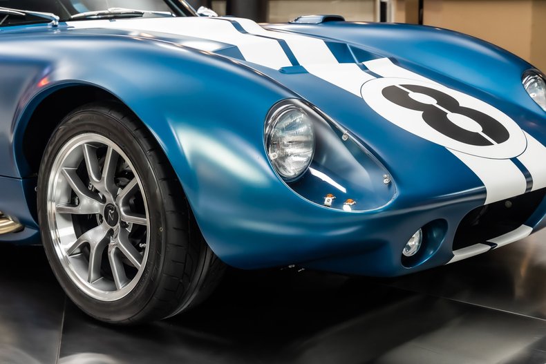 Shelby-Daytona-1965-Blue-Black-27