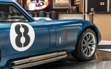 Shelby-Daytona-1965-Blue-Black-44