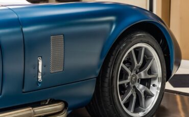 Shelby-Daytona-1965-Blue-Black-46