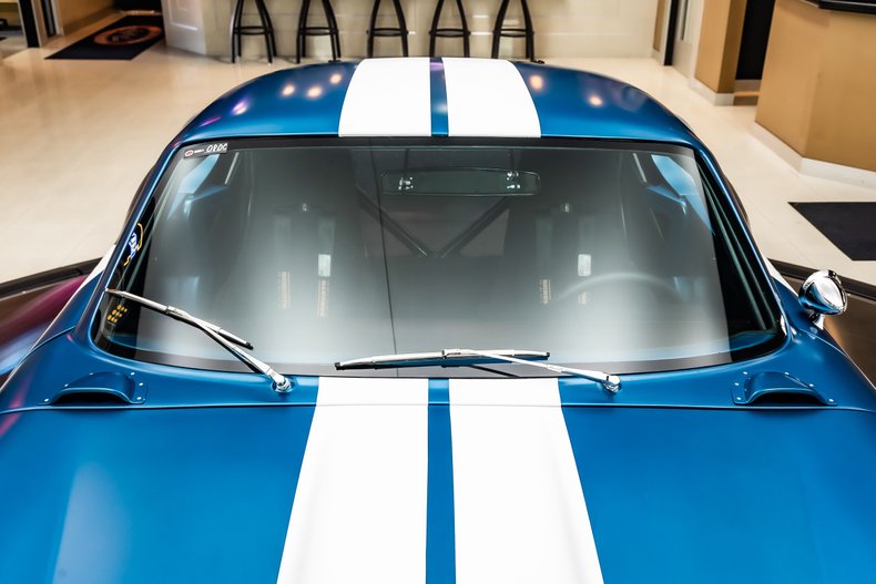Shelby-Daytona-1965-Blue-Black-8