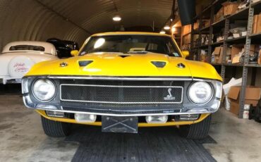 Shelby-Mustang-gt350-1969-Yellow-Black-4