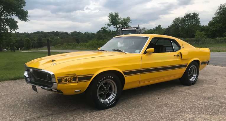 Shelby-Mustang-gt350-1969-Yellow-Black-5
