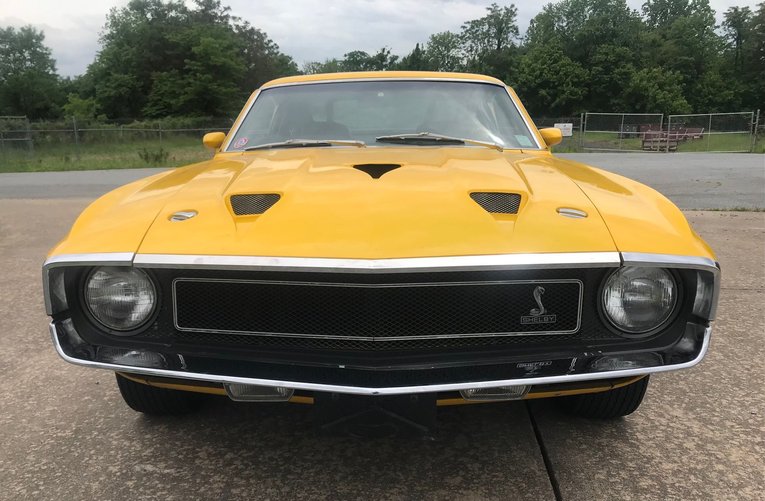Shelby-Mustang-gt350-1969-Yellow-Black-6