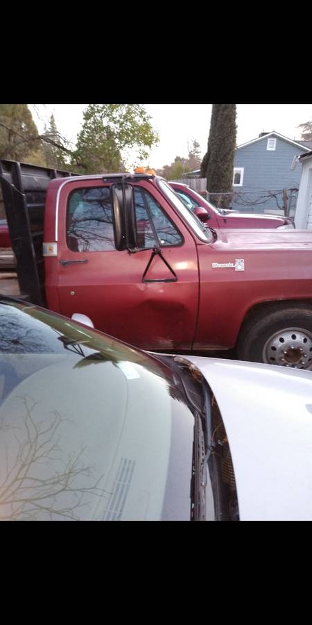 Silverado-30-1975-red-1