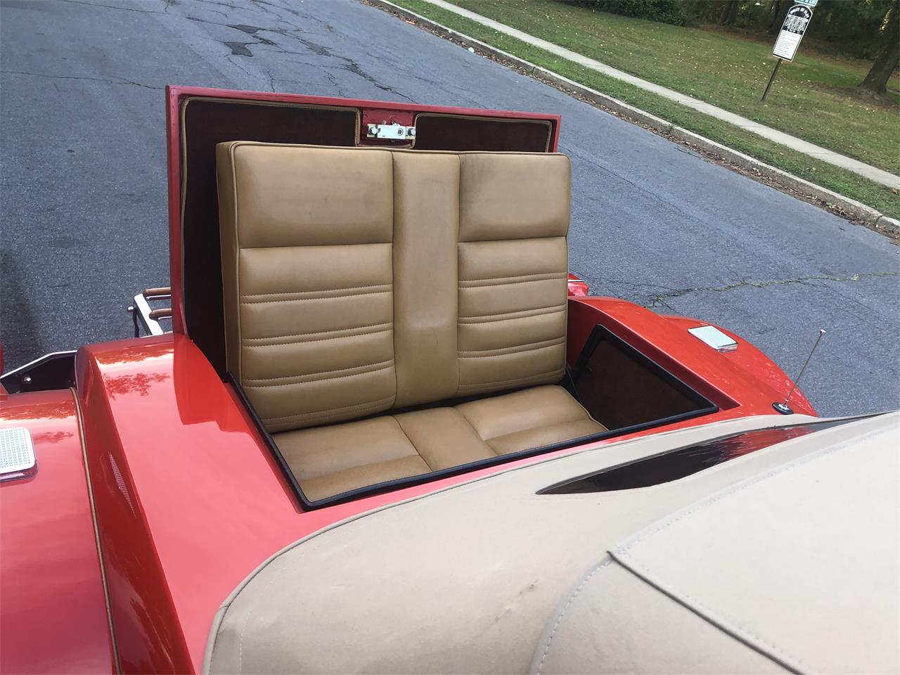 Sparks-Delegance-1981-Red-Saddle-35
