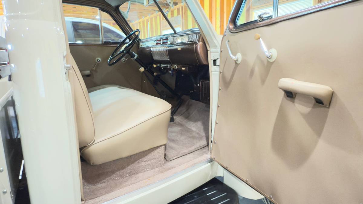 Studebaker-1947-13