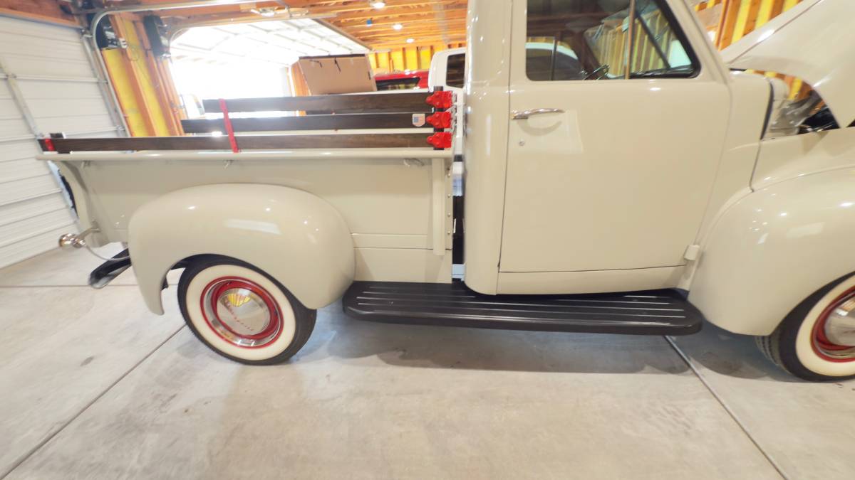 Studebaker-1947-3