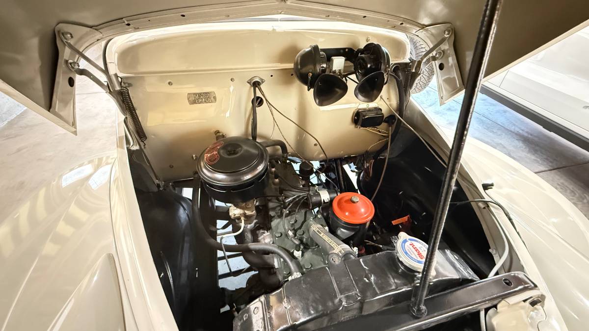 Studebaker-1947-8