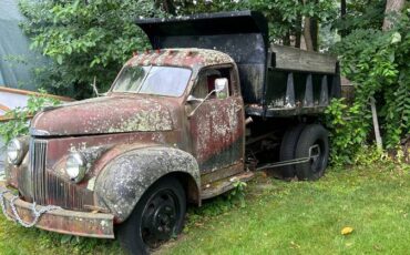 Studebaker-1947-custom