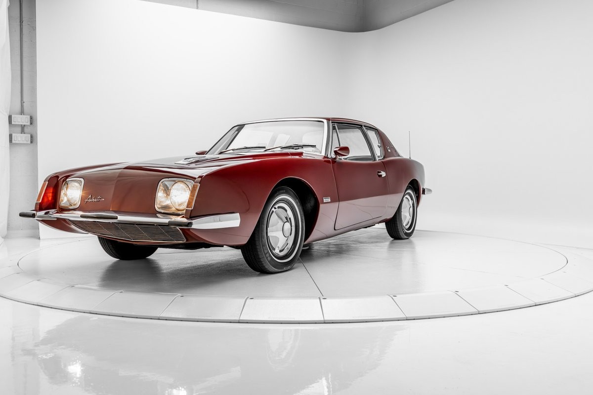 Studebaker-Avanti-1964-34