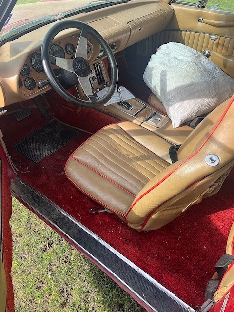 Studebaker-Avanti-1974-Coupe-10
