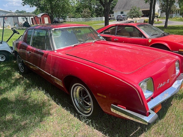Studebaker-Avanti-1974-Coupe-8