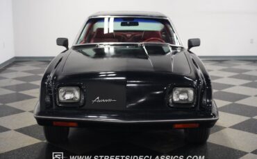 Studebaker-Avanti-1984-Coupe-21