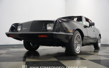 Studebaker-Avanti-1984-Coupe-25