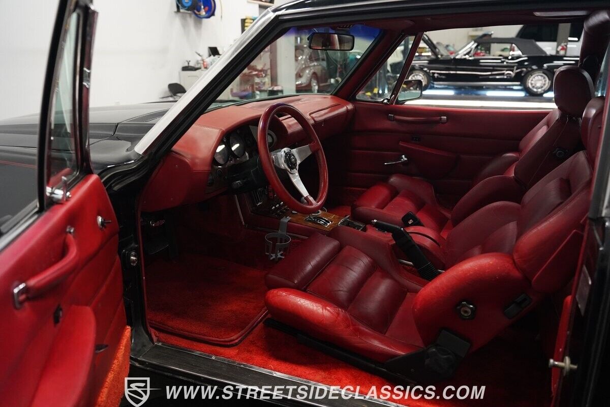 Studebaker-Avanti-1984-Coupe-4