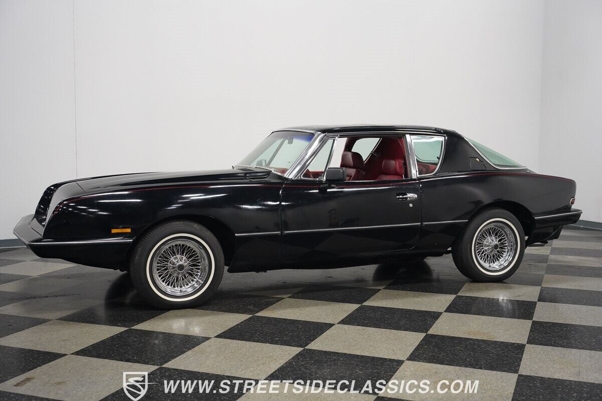 Studebaker-Avanti-1984-Coupe-8