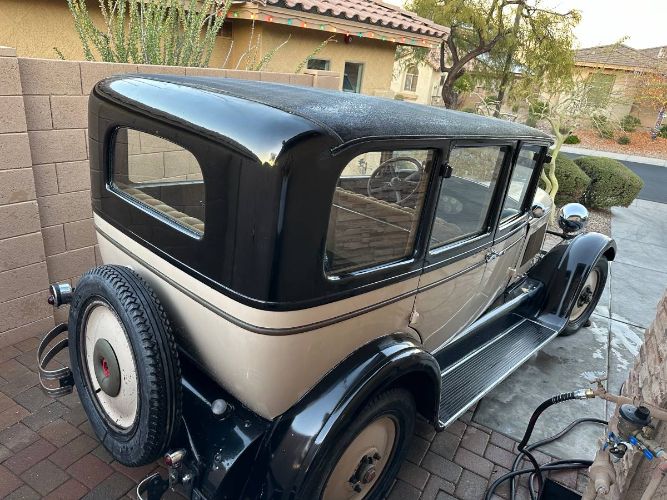 Studebaker-Commander-1927-Custom-13