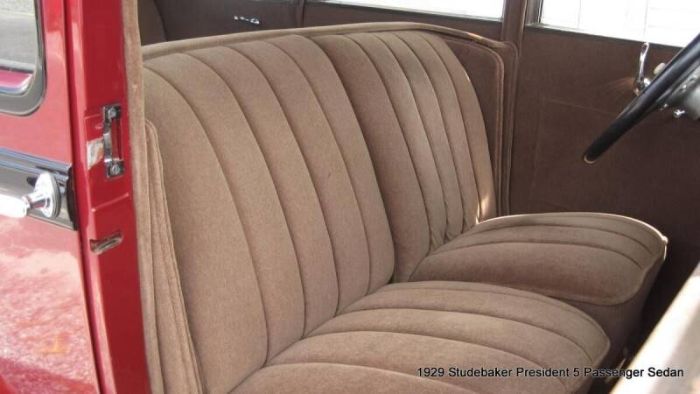 Studebaker-Commander-1929-Burgundy-Beige-13