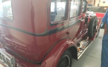 Studebaker-Commander-1929-Burgundy-Beige-22