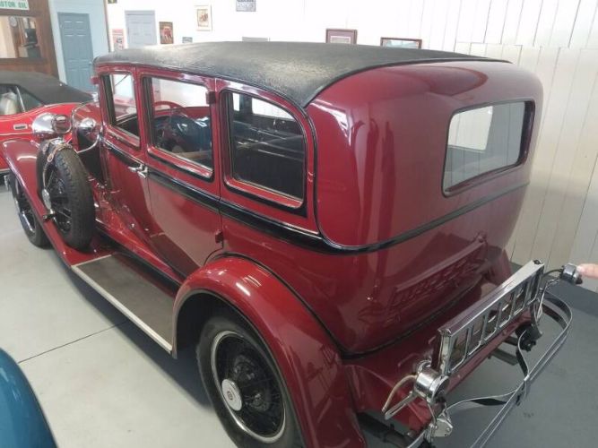 Studebaker-Commander-1929-Burgundy-Beige-27