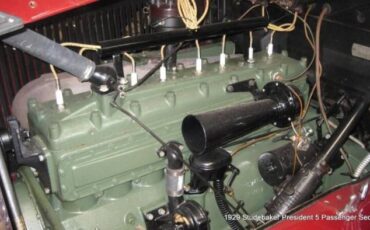 Studebaker-Commander-1929-Burgundy-Beige-9