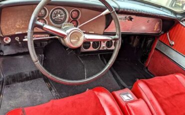 Studebaker-Gran-turismo-1962-White-Red-vinyl
